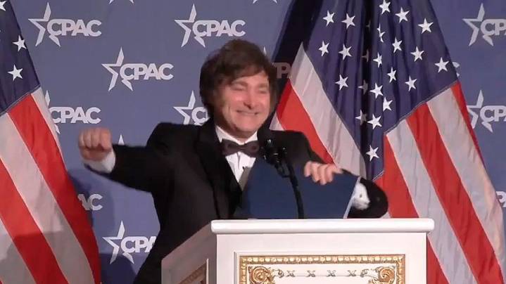 Córdoba violeta: una nueva encuesta refleja que 6 de cada 10 cordobeses le piden a Llaryora que apoye a Milei