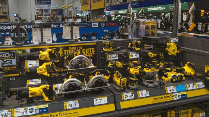 What You Should Know Before Buying DeWalt Tools From Walmart