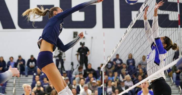GALLERY: Utah State 3, Air Force 1 in women's volleyball