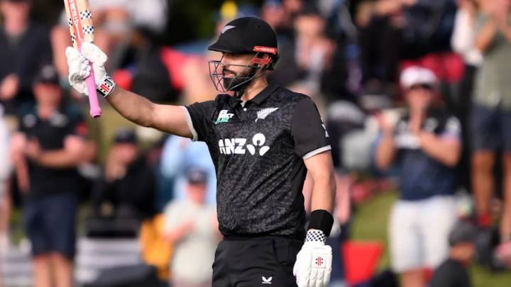 First Time In 46 Years! Daryl Mitchell Scripts New Zealand History