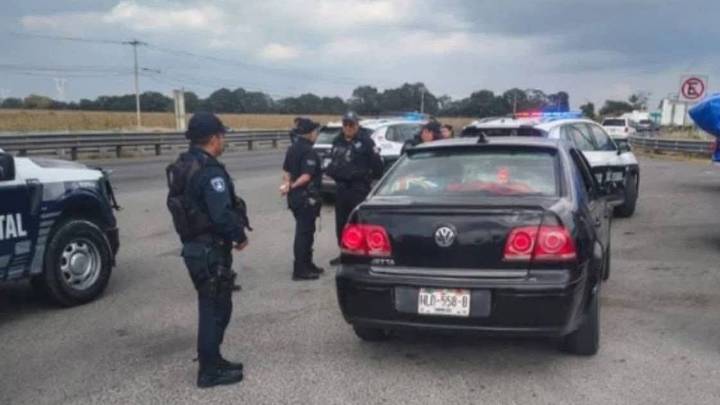Caen miembros de la banda de los 'mezclilleros'; estafaban en la autopista Puebla