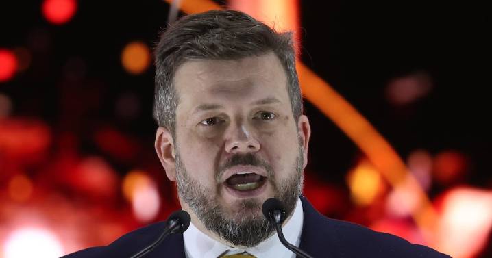 Kaiser contra el PDG: “No puedes poner a Pamela Jiles con el señor Olivares en una misma bancada y pensar que funcionará”