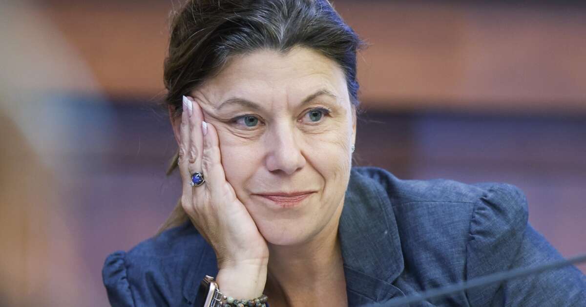 New C.R. school board leadership promises ‘accountability’