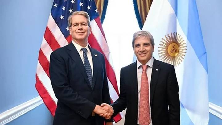 Estados Unidos giró U$S872 millones a la Argentina en medio de negociaciones