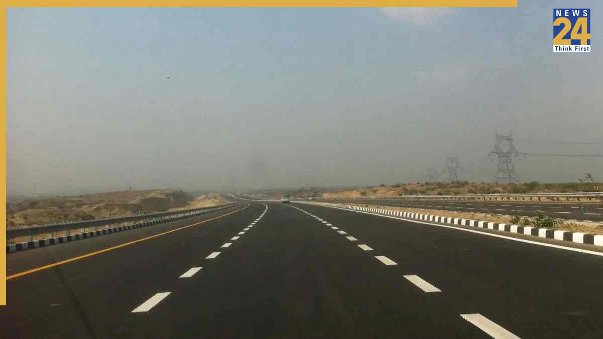 Lucknow-Kanpur expressway ready for launch; 63-km stretch to slash travel time to half – when will it open?