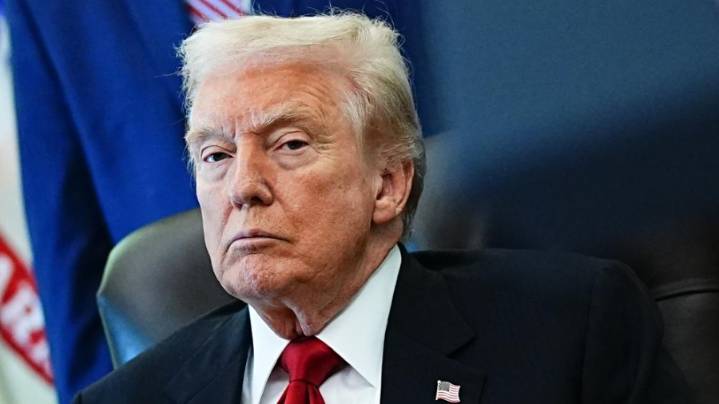 Aprobación de Trump en caída libre según The Economist