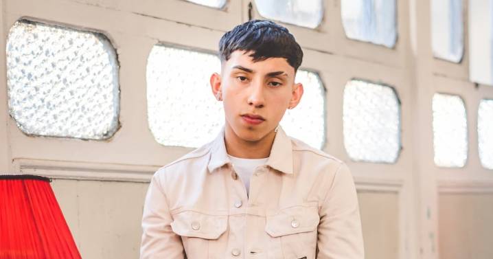 Cantante Standly queda con firma mensual tras ser formalizado por conducir bajo la influencia de sustancias psicotrópicas