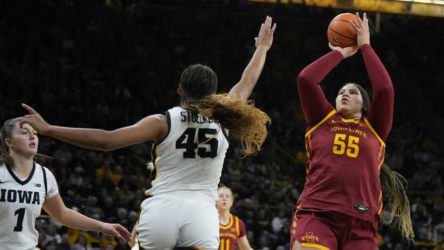 No. 12 Iowa State stays unbeaten with 112