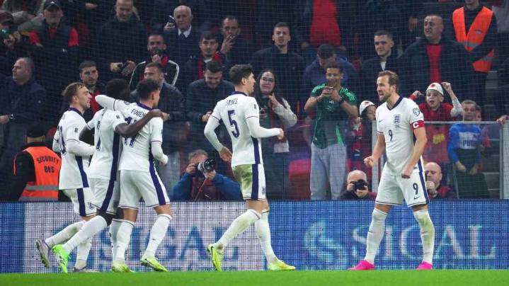 Inglaterra cierra eliminatoria de manera invicta