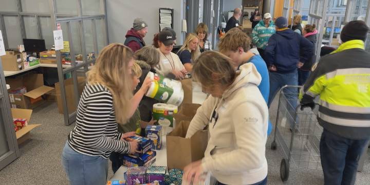 Jefferson County held food drive aiming to support local pantries Saturday