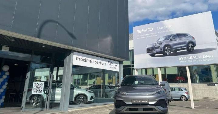 Las ventas de BYD suben casi un 14% al cierre de octubre aunque caen respecto a 2024