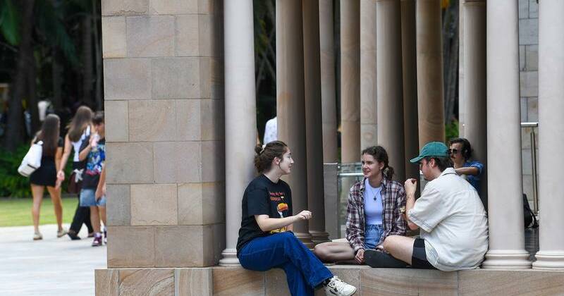 'Unfair': $50k arts degrees lumping students with debt