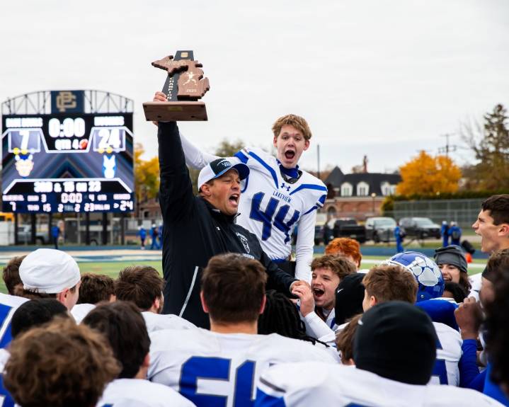 Lakeview clamps down on Grosse Pointe South to claim school’s first district title