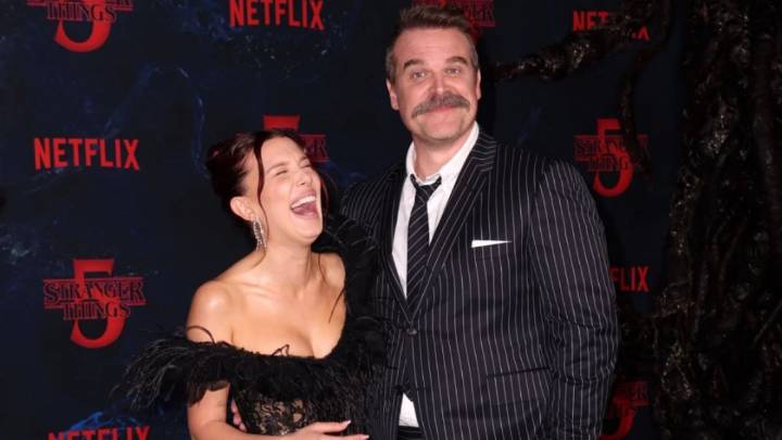 Millie Bobby Brown y David Harbour reaparecen juntos y desmienten rumores tras supuesta demanda