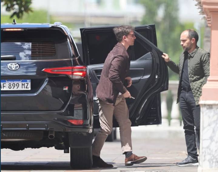 Eclipsados por Karina Milei. Santiago Caputo y Las Fuerzas del Cielo aceptan su bajo perfil y esperan retener espacios de poder