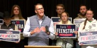 Rep. Feenstra kicks off campaign for Iowa governor with Sioux Center rally