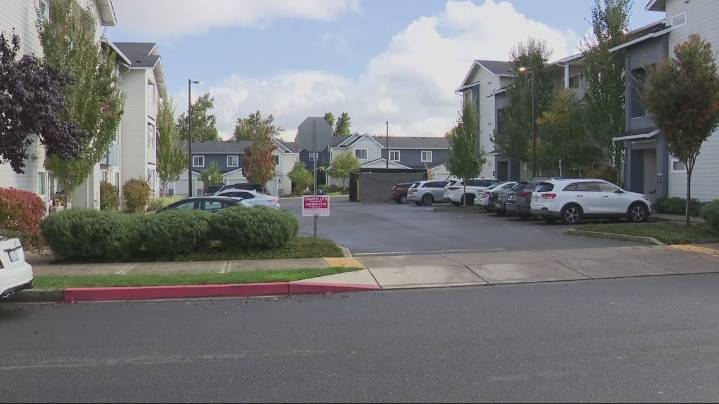 Police: 3 arrested in Vancouver apartment parking lot homicide