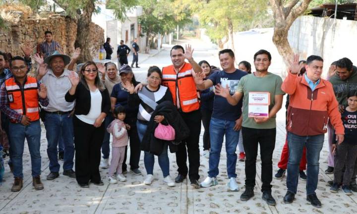 Entrega Gaspar Trueba una Obra Más en Colón