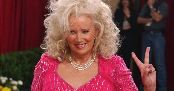 Sally Kirkland, star who earned an Oscar nomination in 'Anna,' dies at age 84