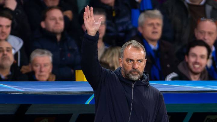 El modelo de Flick este curso, en tela de juicio: "El Barça jugaba con una faja muy apretada y ha empezado a dar de sí"