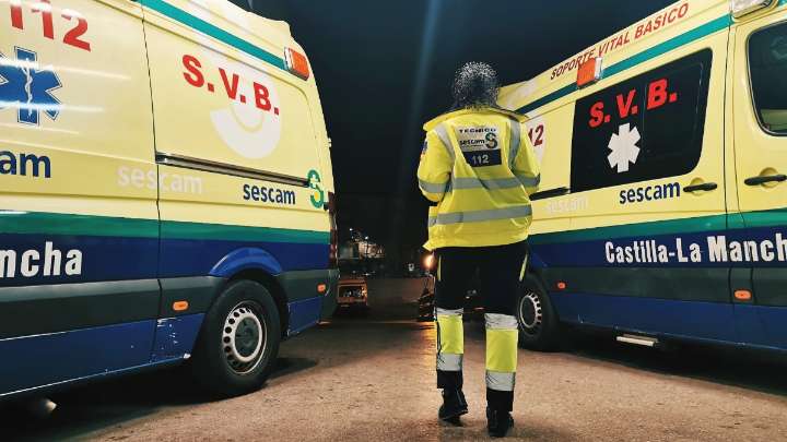 Aparatoso encontronazo en Albacete: dos jóvenes heridos y una hipótesis principal