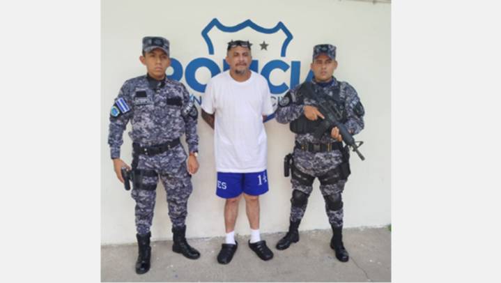 ICE Boston entrega a El Salvador a presunto líder de la MS