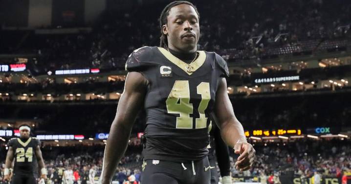 Alvin Kamara didn't participate in Wednesday's Saints practice, and another star left early