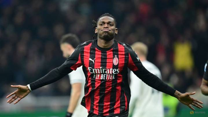 Milan edge Lazio 1-0 with Leao strike to claim Serie A top spot