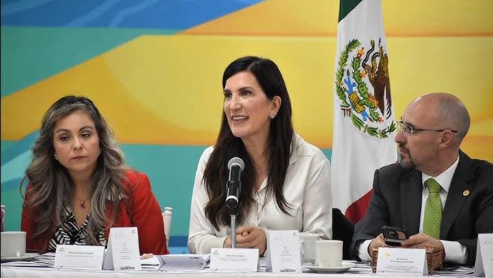 Mensajes de división no ayuda: López Rabadán