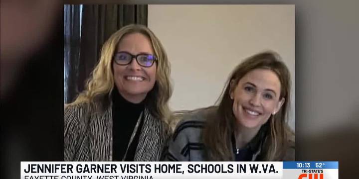 Jennifer Garner visits schools and homes in her native W.Va.
