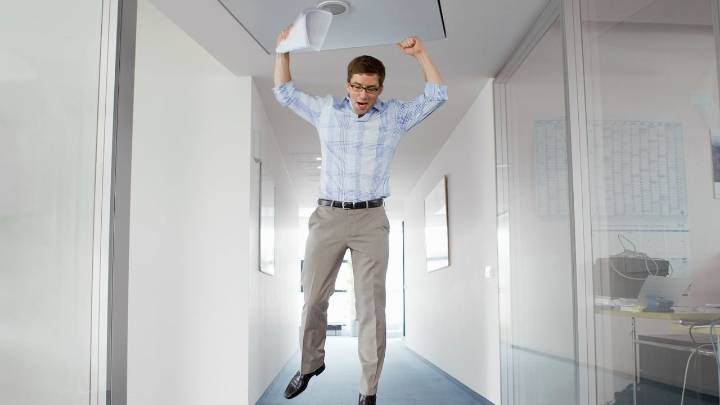 Se buscan jóvenes sin experiencia: oportunidades laborales en todo el país