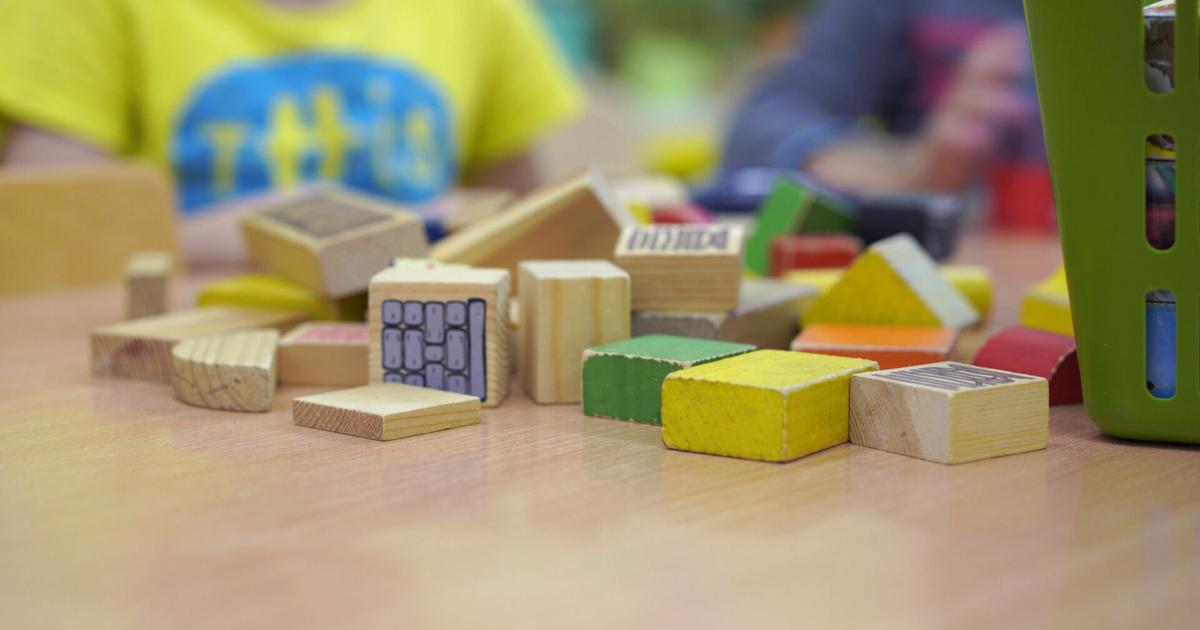 Some Head Start preschools shutter as government shutdown continues