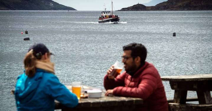 Scottish pub in UK's 'hardest to reach village' where people love to get stuck