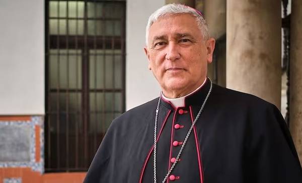 El Papa aceptó la renuncia de un obispo acusado de abuso sexual