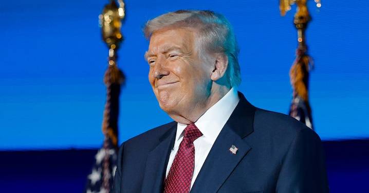 Trump Pardons His Top 2020 Allies in Mammoth Late