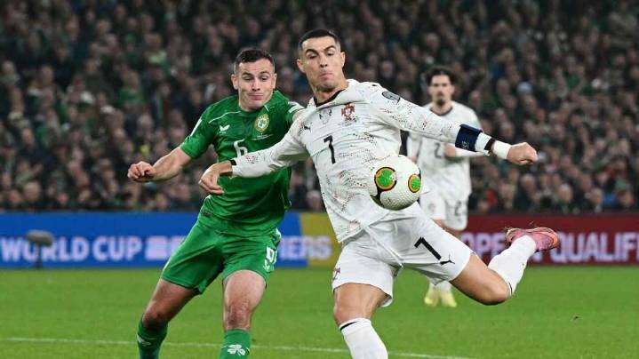 Irlanda derrotó 2-0 a Portugal