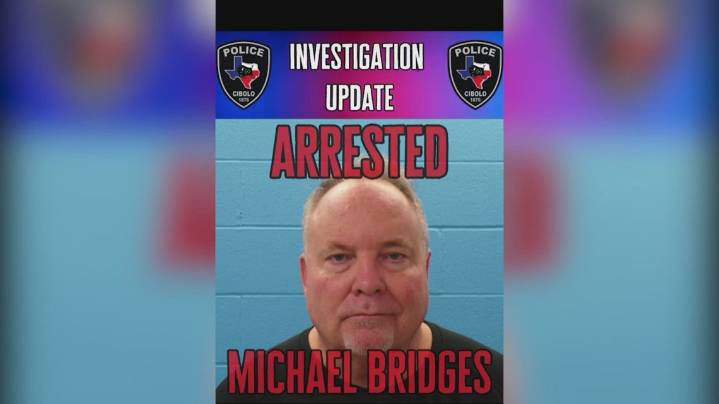 Cibolo man behind bars charged with possession of child porn