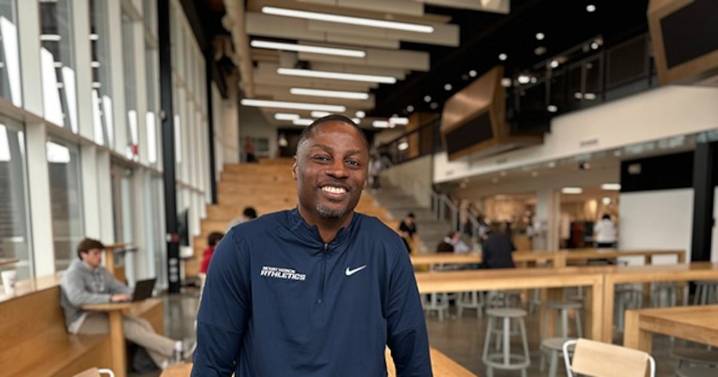 Terrence Edwards turns to brother for advice in first season as head coach