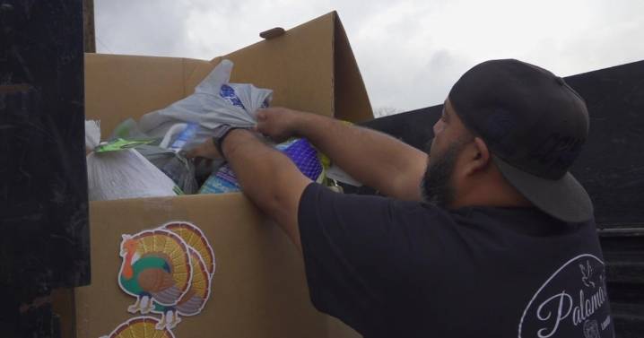 Unusual partnership in Yuba City hosts turkey drive for people in need