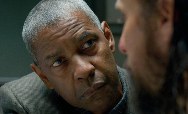 Está protagoniza Denzel Washington, fue un fracaso en cines y ahora arrasa en Netflix