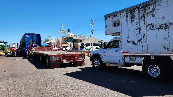 Persisten los bloqueos en Guanajuato y provocan escasez de gasolina y gas en Zamora