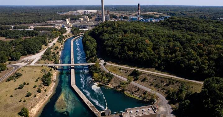 Trump administration extends order keeping Michigan coal online past closure date