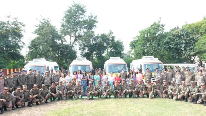 Soldiers Independent Rehabilitation Foundation, Pune, donates ambulances, patient transfer unit, electric bus to Army Corps