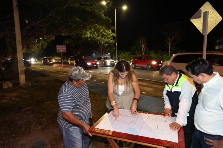 Alcaldesa mejora vías de comunicación hacia Xmatkuil