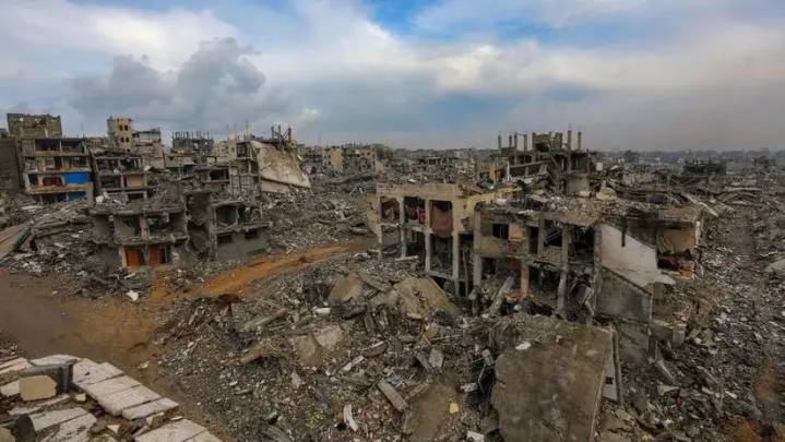 El Ejército israelí mata a una mujer palestina en Ciudad de Gaza, pese al alto el fuego