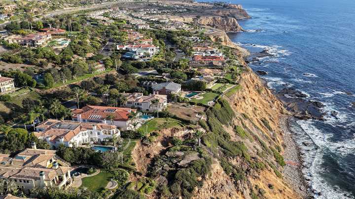 Second body recovered from dangerous Palos Verdes coastal cliffs in two months