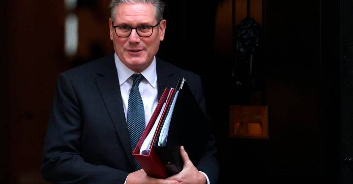 Las personas trans podrían ser excluidas de espacios para mujeres en el Reino Unido