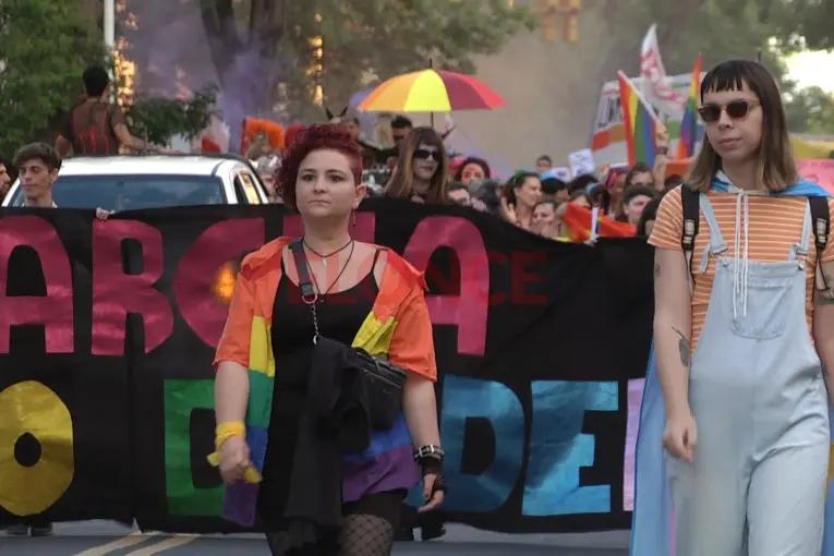 Se realizó la Marcha del Orgullo Disidente en Paraná: “Celebramos 10 años de lucha y visibilidad”