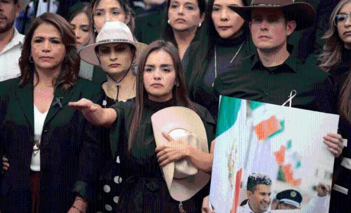 Grecia Quiroz asume la alcaldía de Uruapan tras asesinato de Carlos Manzo