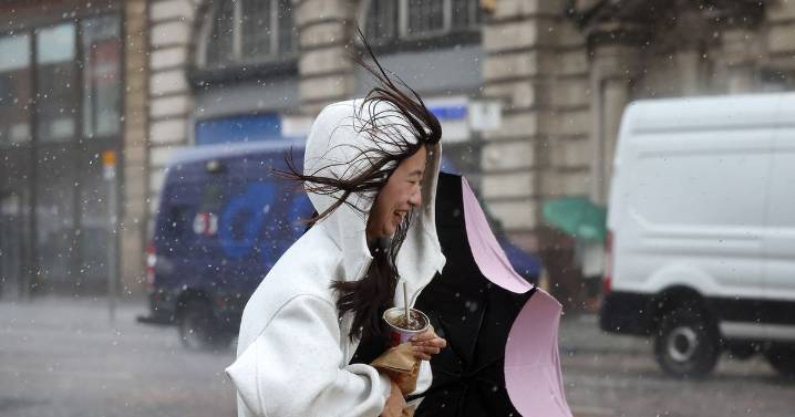 Storm Claudia: Full list of UK areas affected by Met Office ‘severe’ weather warning for wind